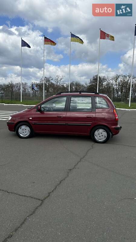 Минивэн Hyundai Matrix 2003 в 