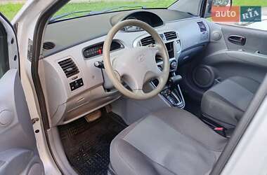 Минивэн Hyundai Matrix 2008 в 