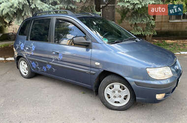 Минивэн Hyundai Matrix 2001 в 
