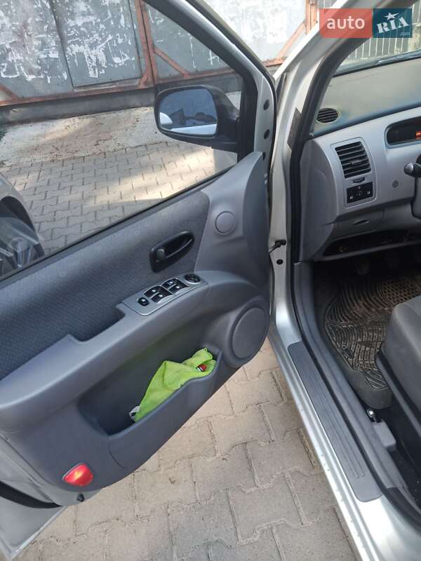 Минивэн Hyundai Matrix 2006 в Сумах фото 6 Минивэн Hyundai Matrix 2006 в Сумах