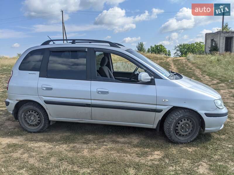 Минивэн Hyundai Matrix 2006 в Богодухове