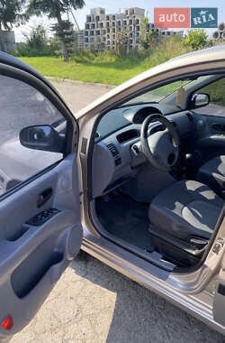 Мінівен Hyundai Matrix 2003 в 