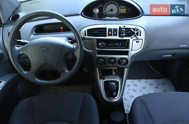 Минивэн Hyundai Matrix 2004 в 