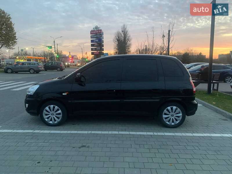 Минивэн Hyundai Matrix 2009 в Хмельницком