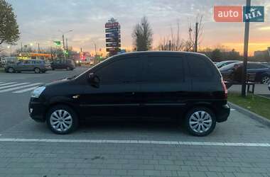 Минивэн Hyundai Matrix 2009 в 