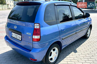 Минивэн Hyundai Matrix 2010 в 