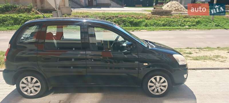 Минивэн Hyundai Matrix 2009 в Тернополе