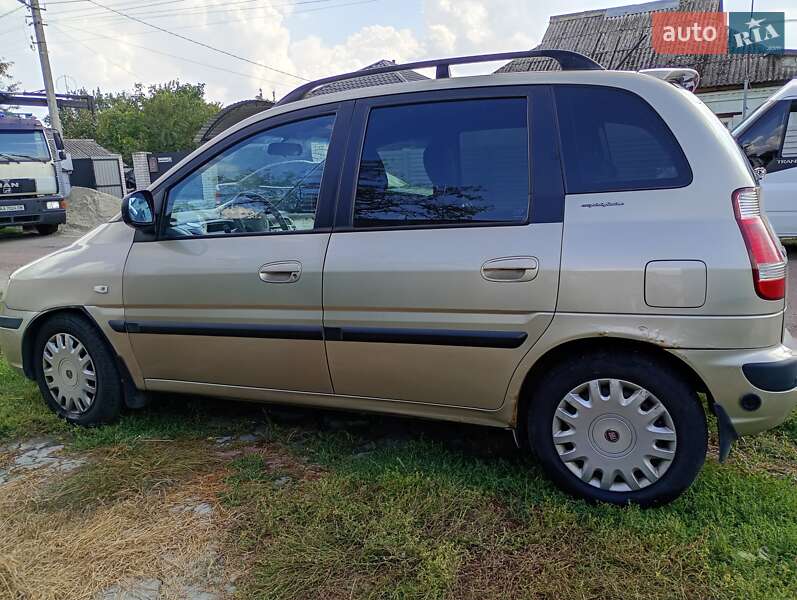 Минивэн Hyundai Matrix 2008 в Борисполе