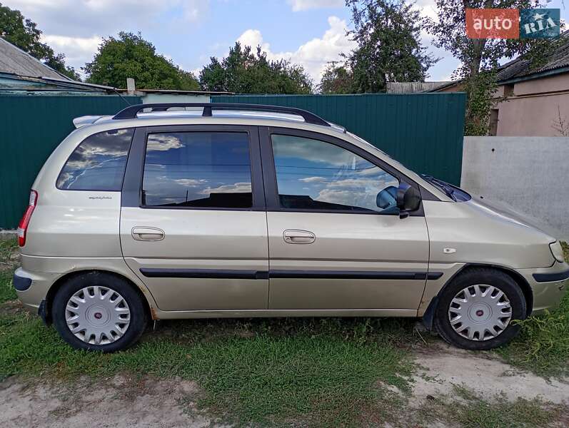 Минивэн Hyundai Matrix 2008 в Борисполе