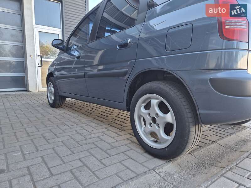 Минивэн Hyundai Matrix 2004 в Черкассах