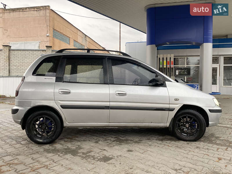Мінівен Hyundai Matrix 2002 в Житомирі