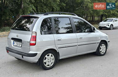Минивэн Hyundai Matrix 2006 в 