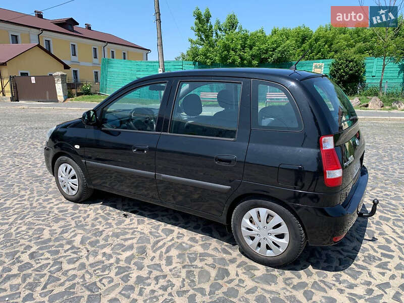 Минивэн Hyundai Matrix 2008 в Луцке