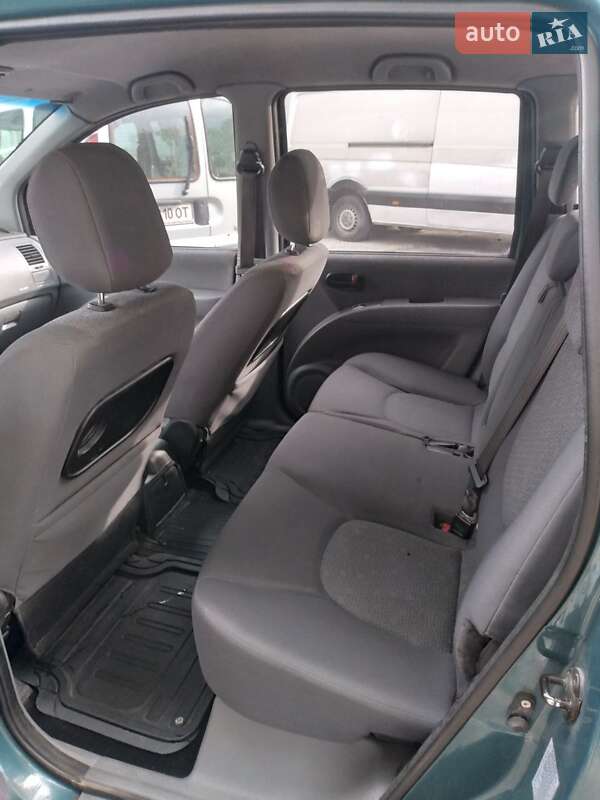 Минивэн Hyundai Matrix 2005 в Днепре