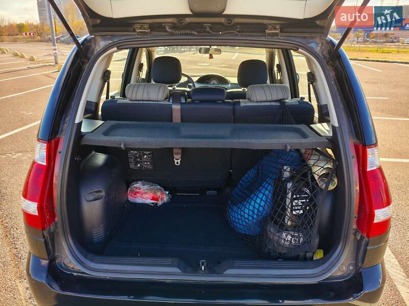 Минивэн Hyundai Matrix 2009 в Киеве фото 5 Минивэн Hyundai Matrix 2009 в Киеве