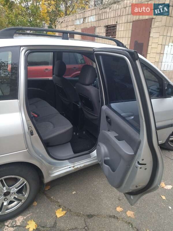 Минивэн Hyundai Matrix 2007 в Киеве фото 14 Минивэн Hyundai Matrix 2007 в Киеве
