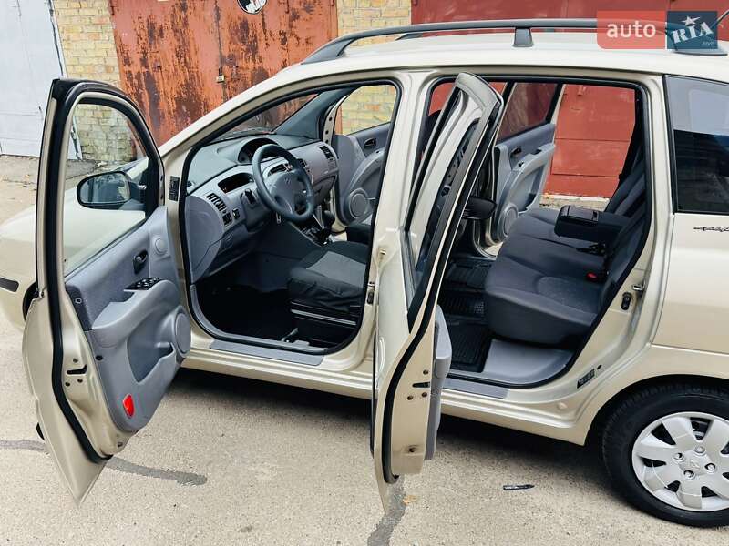 Мінівен Hyundai Matrix 2007 в Києві фото 14 Мінівен Hyundai Matrix 2007 в Києві