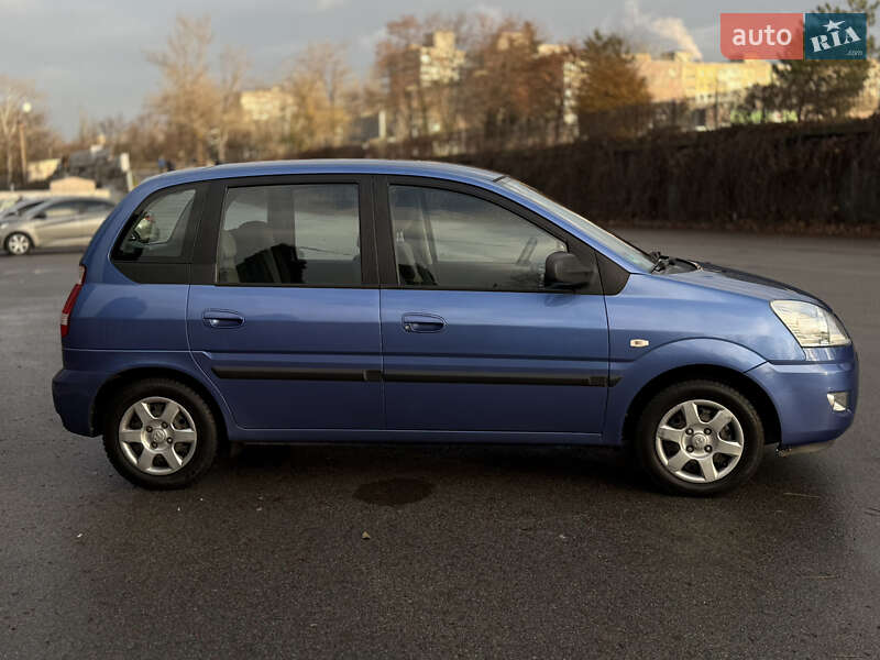 Мінівен Hyundai Matrix 2008 в Дніпрі