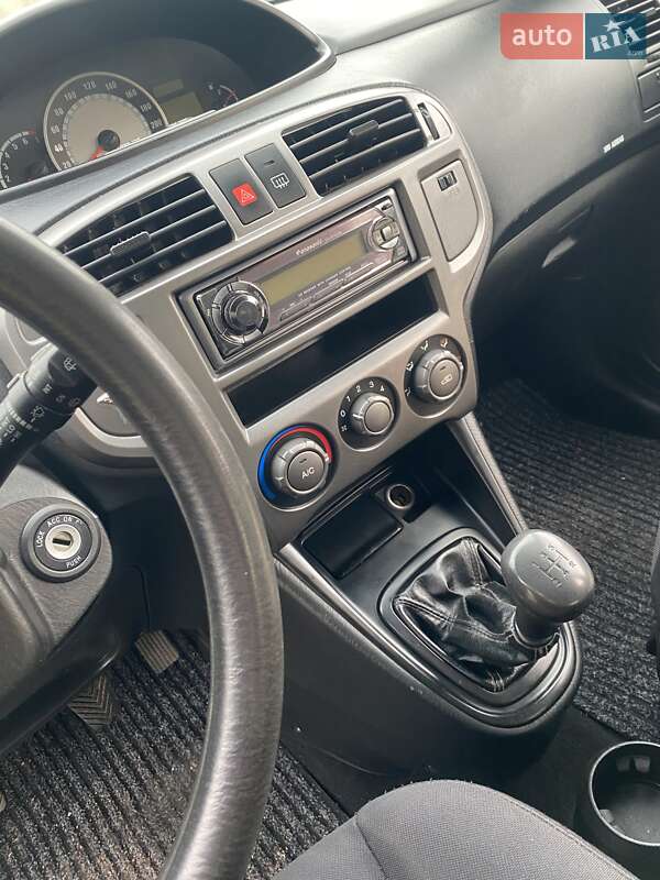 Мінівен Hyundai Matrix 2003 в Чернігові