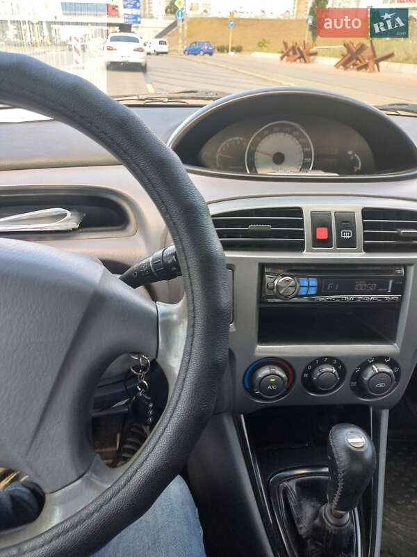 Минивэн Hyundai Matrix 2007 в Киеве фото 7 Минивэн Hyundai Matrix 2007 в Киеве