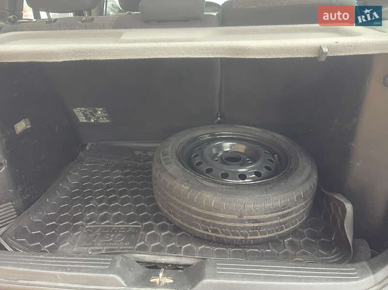 Мінівен Hyundai Matrix 2002 в Одесі