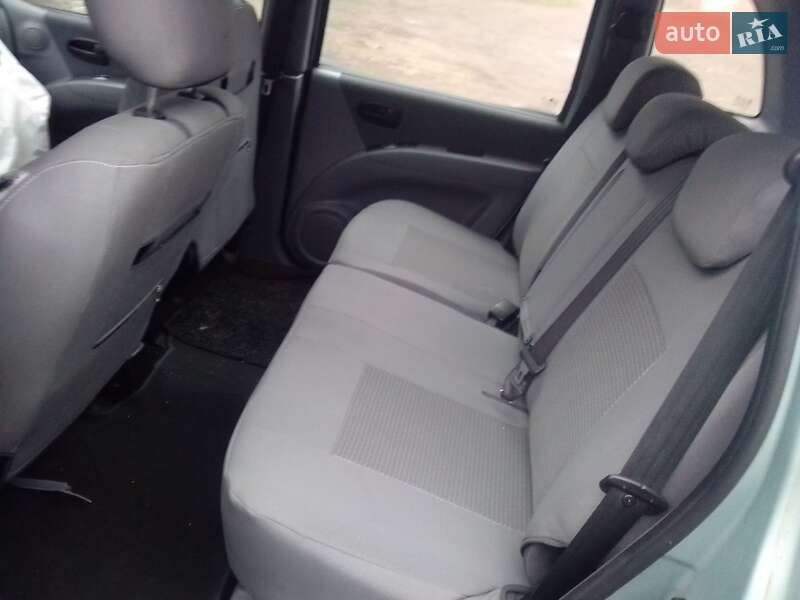 Минивэн Hyundai Matrix 2006 в Киеве фото 9 Минивэн Hyundai Matrix 2006 в Киеве