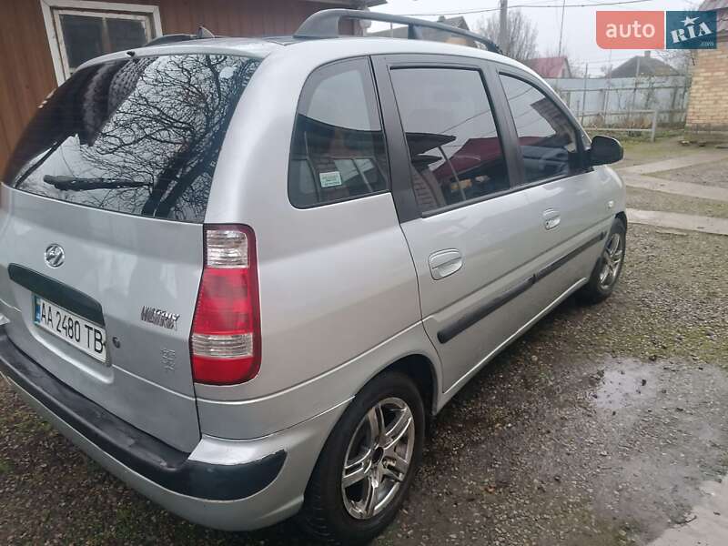 Минивэн Hyundai Matrix 2007 в Киеве