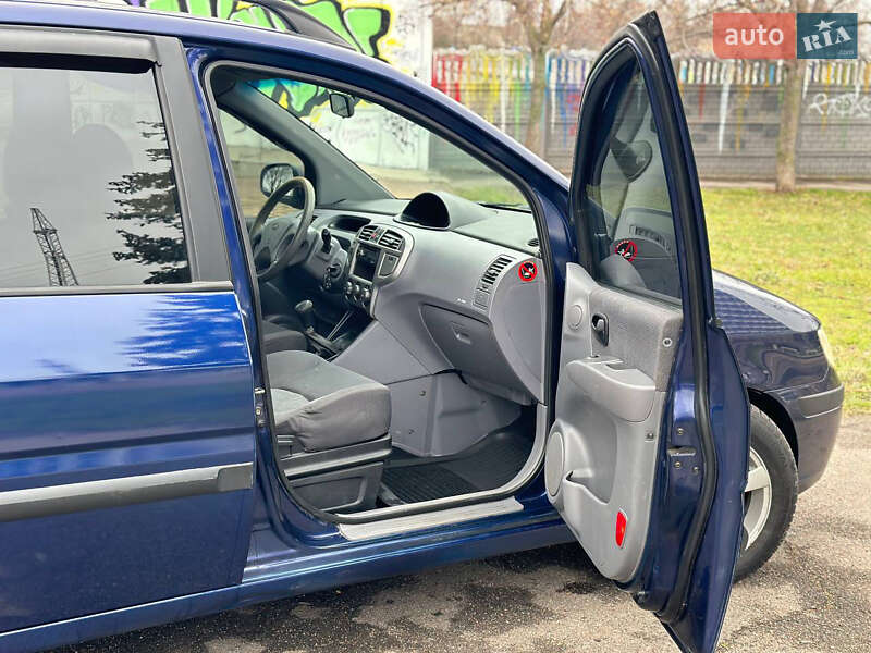 Минивэн Hyundai Matrix 2007 в Николаеве фото 10 Минивэн Hyundai Matrix 2007 в Николаеве
