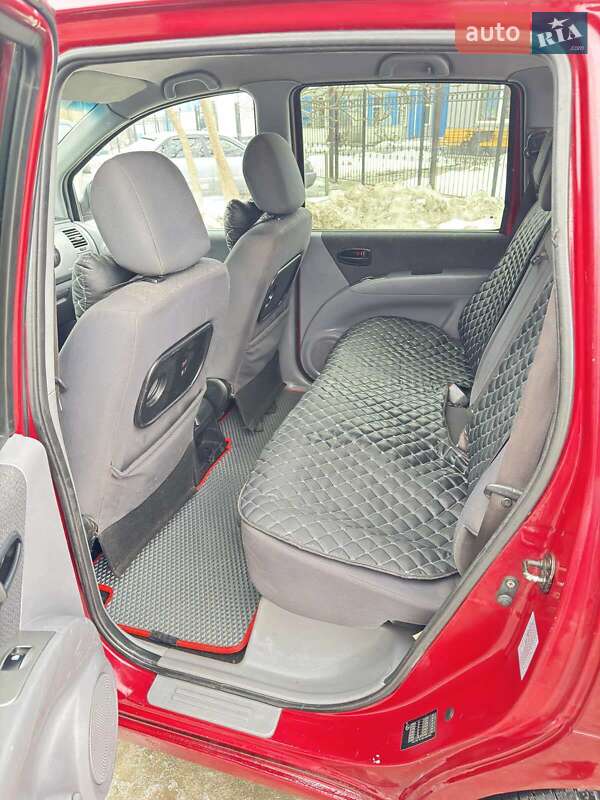 Минивэн Hyundai Matrix 2006 в Сумах