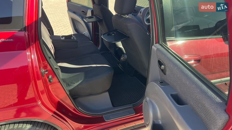 Мінівен Hyundai Matrix 2006 в Кривому Розі