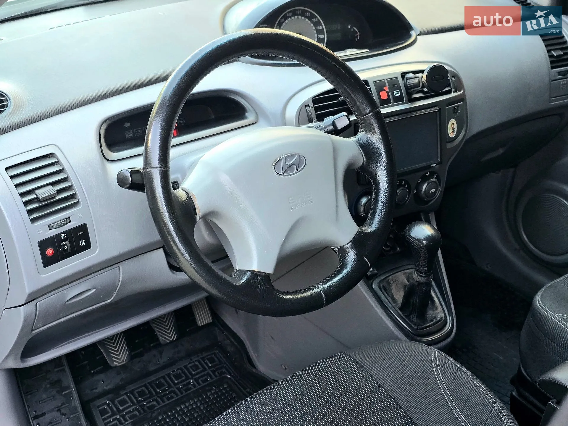 Hyundai Matrix 2004 VIN KMHPM81CP4U153542 фото оголошення 10 з 21