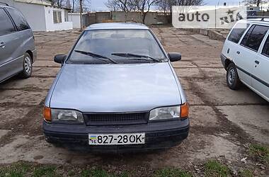 Седан Hyundai Pony 1991 в Одессе