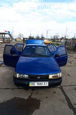 Седан Hyundai Pony 1994 в Килии