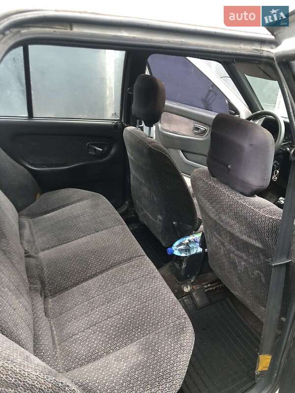 Седан Hyundai Pony 1994 в Києві