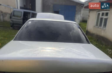 Седан Hyundai Pony 1992 в Львові