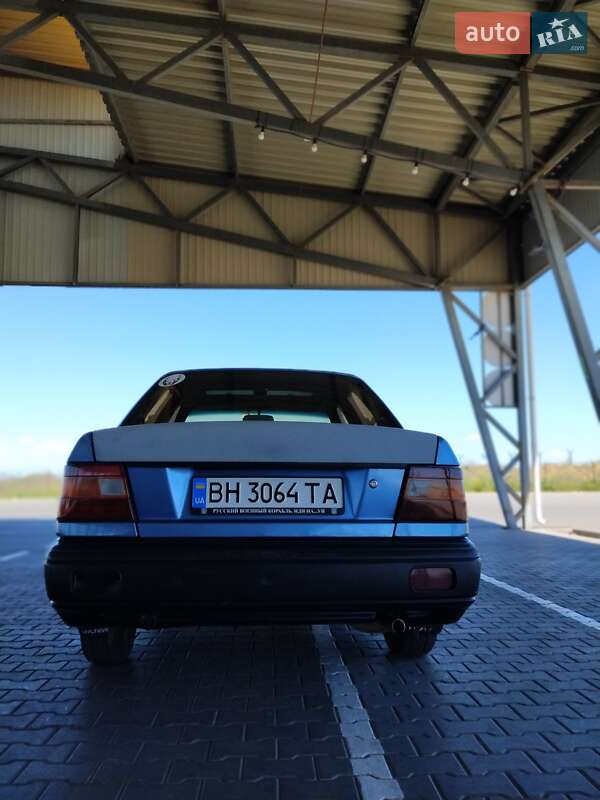 Седан Hyundai Pony 1993 в Корсунцях