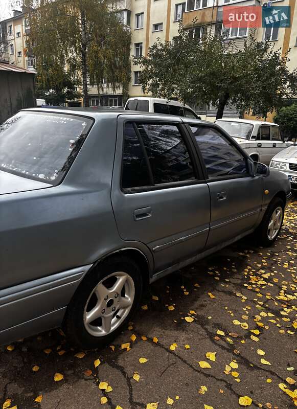 Седан Hyundai Pony 1993 в Черкасах фото 3 Седан Hyundai Pony 1993 в Черкасах