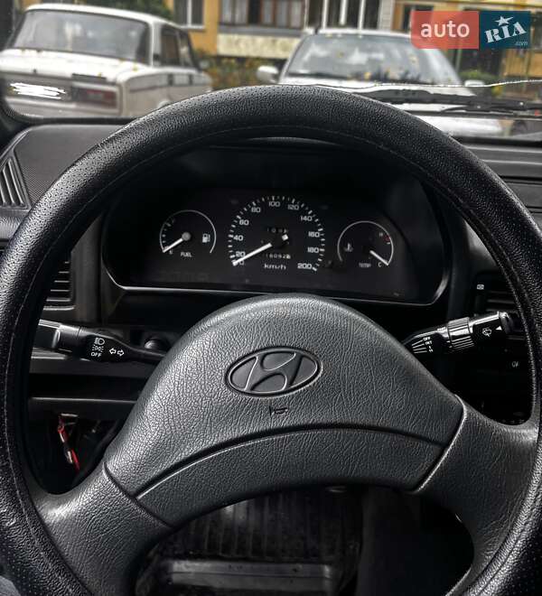 Седан Hyundai Pony 1993 в Черкасах фото 9 Седан Hyundai Pony 1993 в Черкасах
