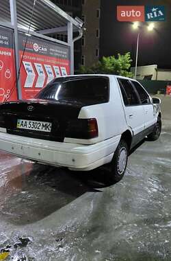 Хэтчбек Hyundai Pony 1992 в Киеве