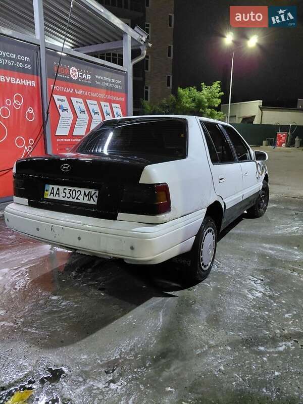 Хэтчбек Hyundai Pony 1992 в Киеве фото Хэтчбек Hyundai Pony 1992 в Киеве