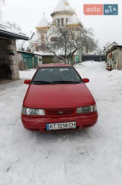 Хэтчбек Hyundai Pony 1994 в Ивано-Франковске