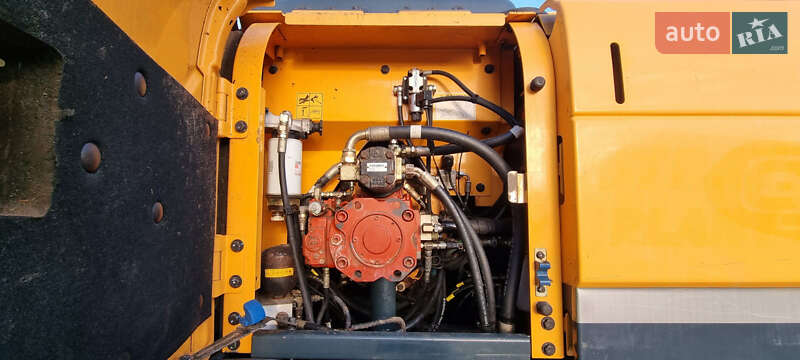 Колесный экскаватор Hyundai R 140LS-9 2013 в Одессе