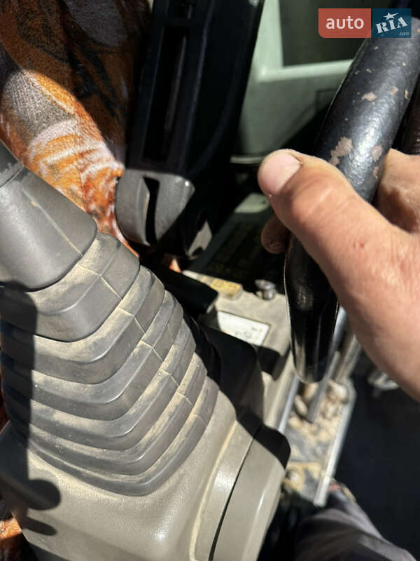 Екскаватор навантажувач Hyundai R 200-W7 2007 в Білій Церкві