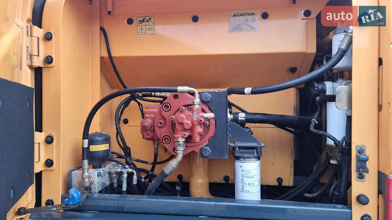 Гусеничный экскаватор Hyundai R 250 NLC-9 2012 в Одессе