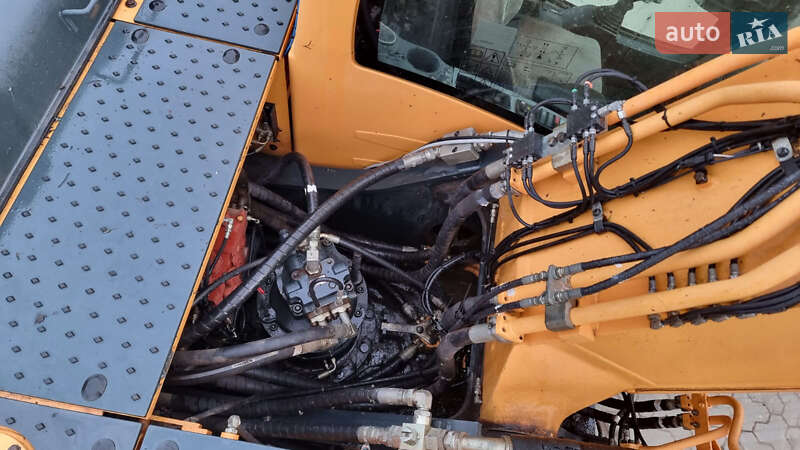 Гусеничный экскаватор Hyundai R 250 NLC-9 2012 в Одессе