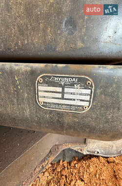 Гусеничный экскаватор Hyundai R 320 LC 2008 в 