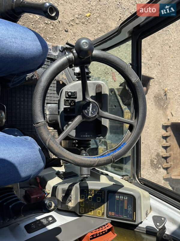 Колесный экскаватор Hyundai R170W-7 2008 в Одессе фото 59 Колесный экскаватор Hyundai R170W-7 2008 в Одессе