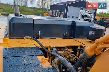 Гусеничный экскаватор Hyundai R500LC 2010 в 