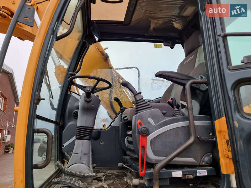 Колесный экскаватор Hyundai R 2014 в Одессе