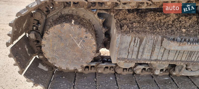 Гусеничный экскаватор Hyundai Robex 220 LC-9A 2012 в Самборе